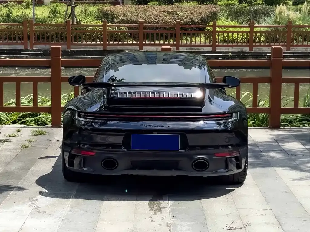 Porsche 911 2023 из CN, фото 5