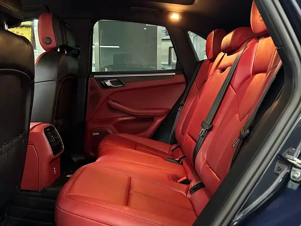 Porsche Macan 2021 из CN, фото 8