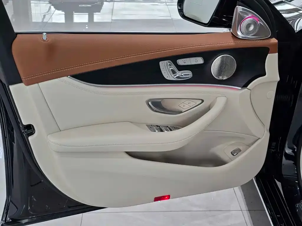 Mercedes-Benz E-Class 2022 из CN, фото 6