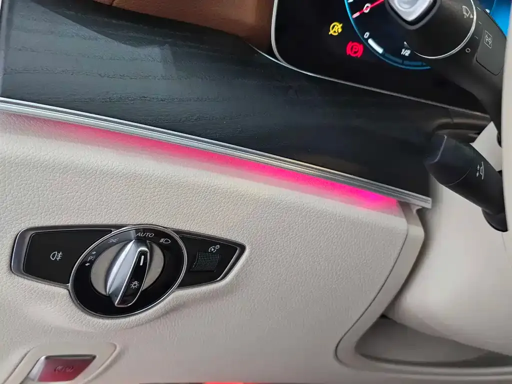 Mercedes-Benz E-Class 2022 из CN, фото 9