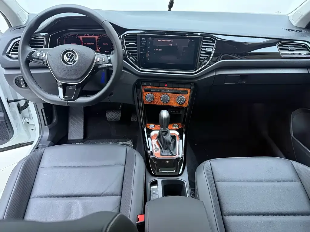 Volkswagen T-Roc 2022 из CN, фото 10