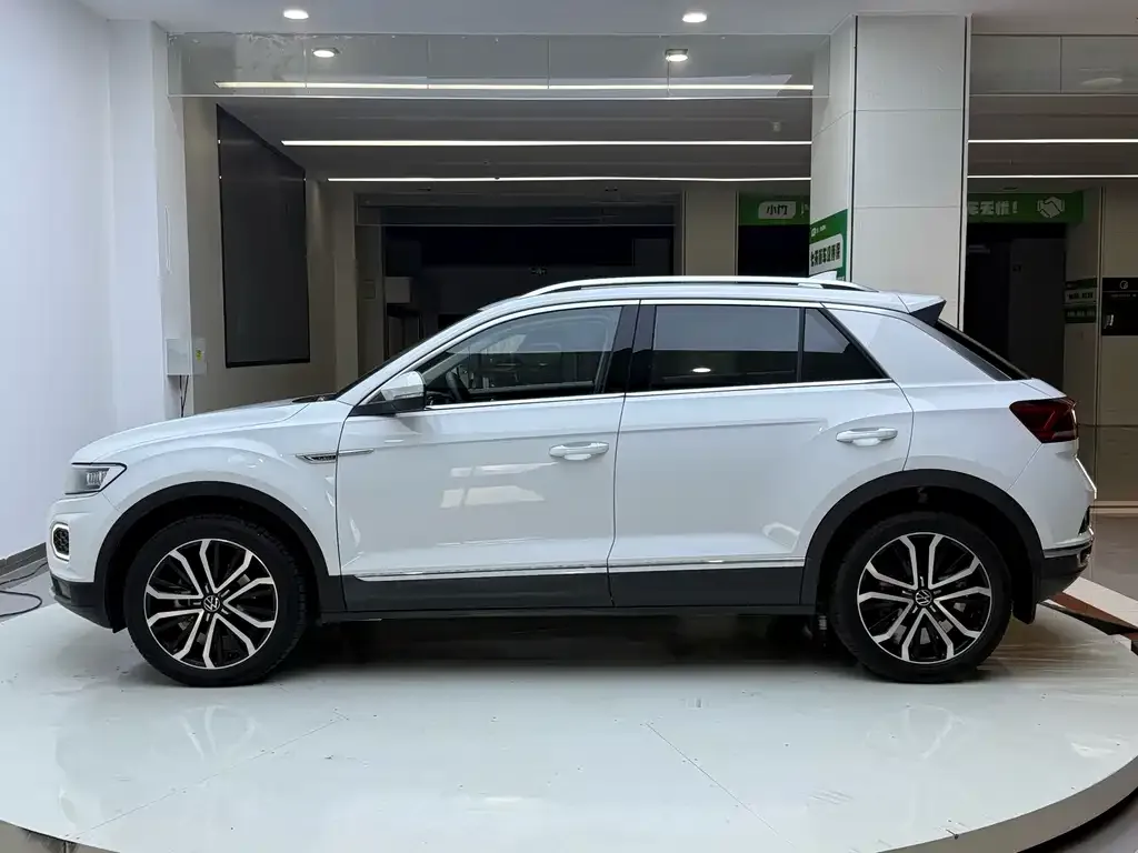 Volkswagen T-Roc 2022 из CN, фото 7