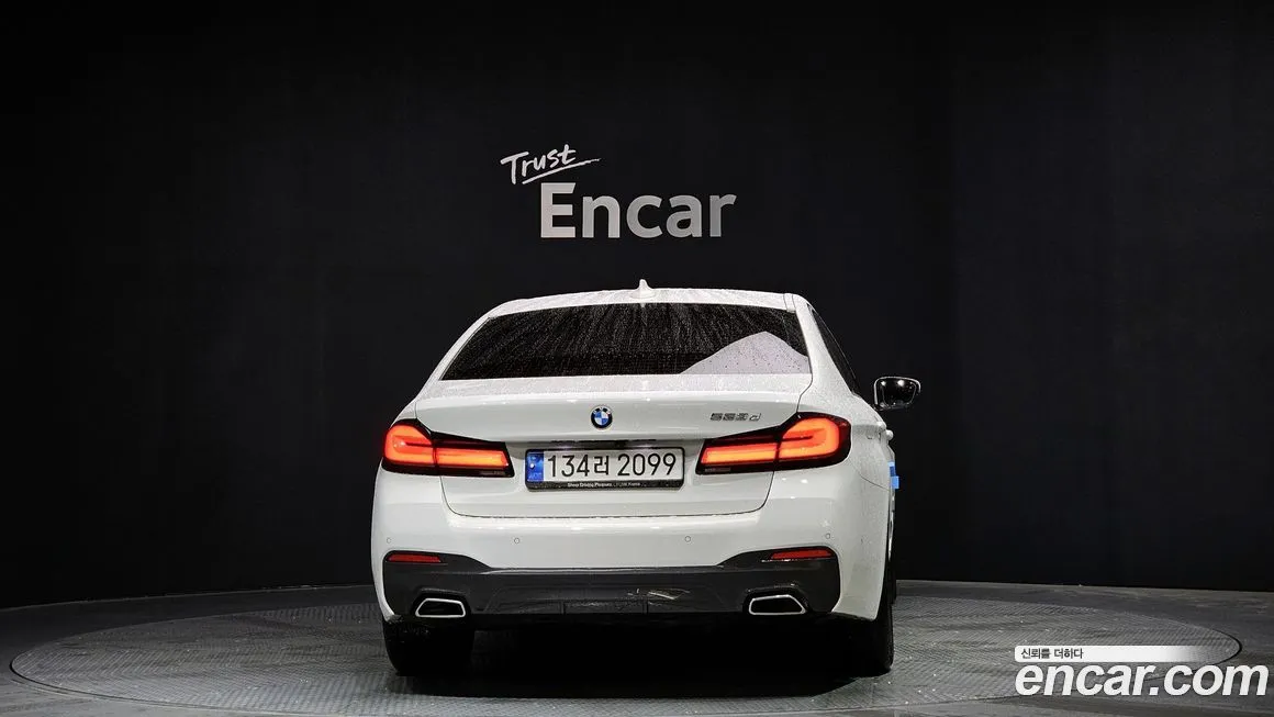BMW 5-Series 2023 из KR, фото 4