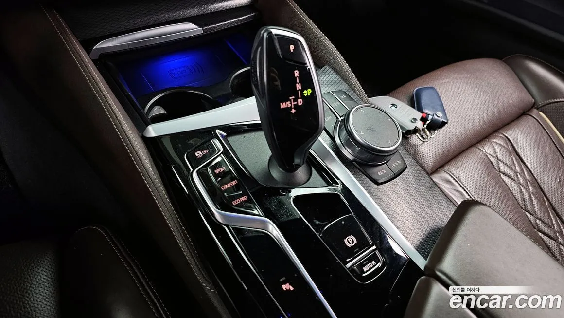 BMW 5-Series 2023 из KR, фото 9