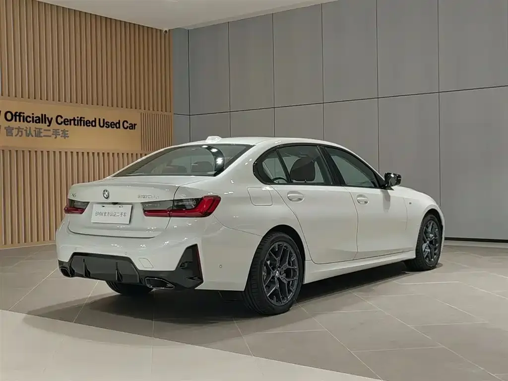 BMW 3 Series 2024 из CN, фото 6