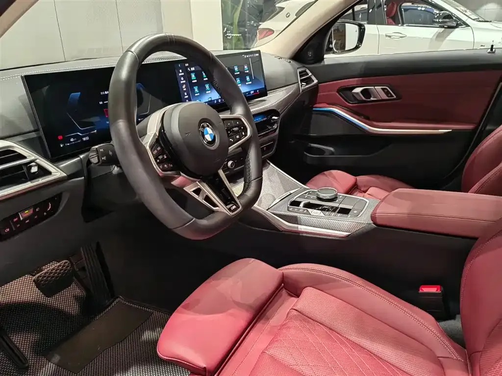 BMW 3 Series 2024 из CN, фото 7