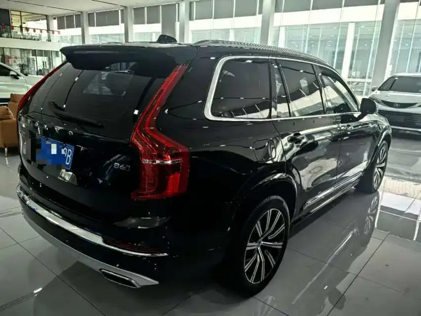 Volvo XC90 — фото 3