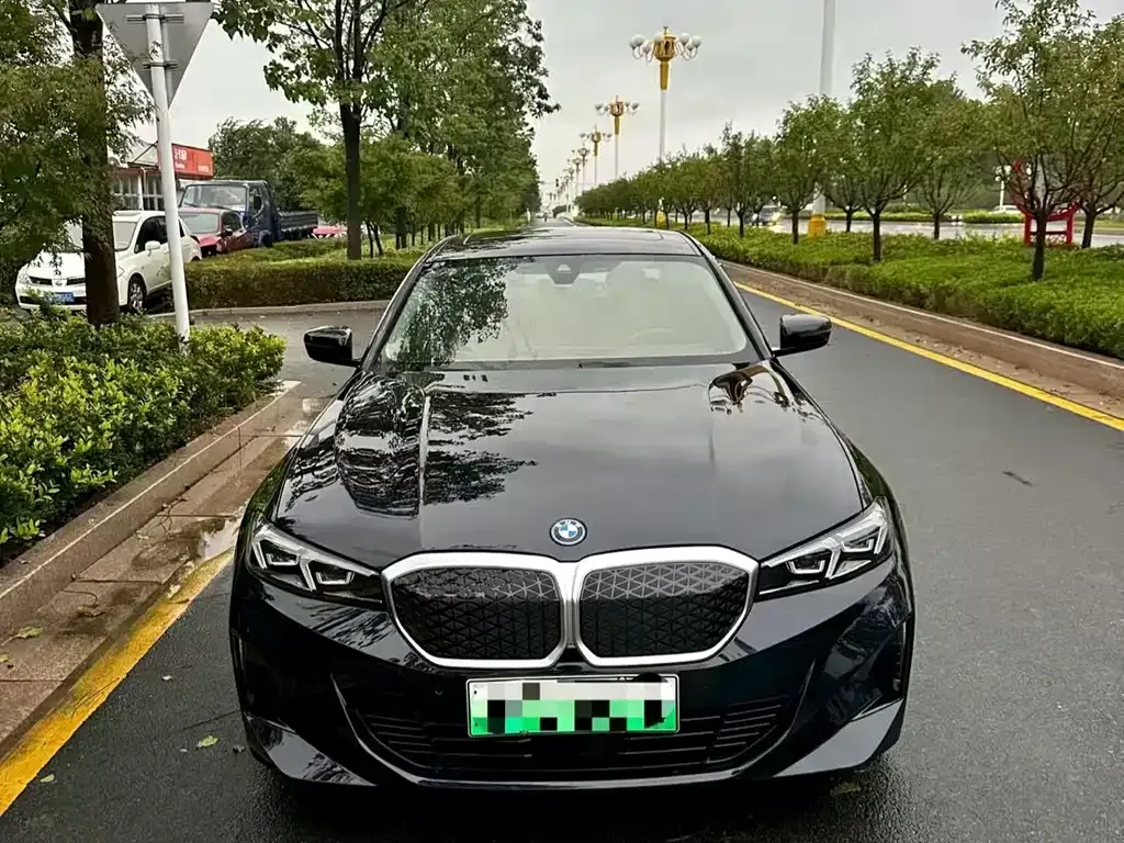 BMW i3 2025 из CN, фото 1