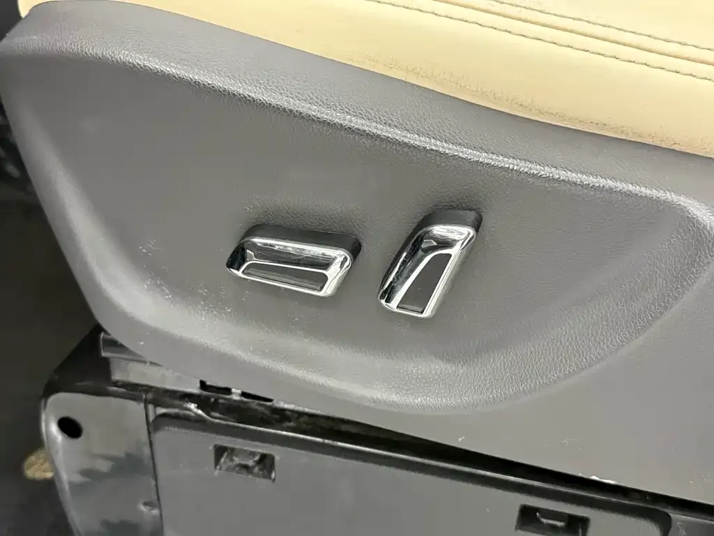 Mercedes-Benz Vito 2023 из CN, фото 10