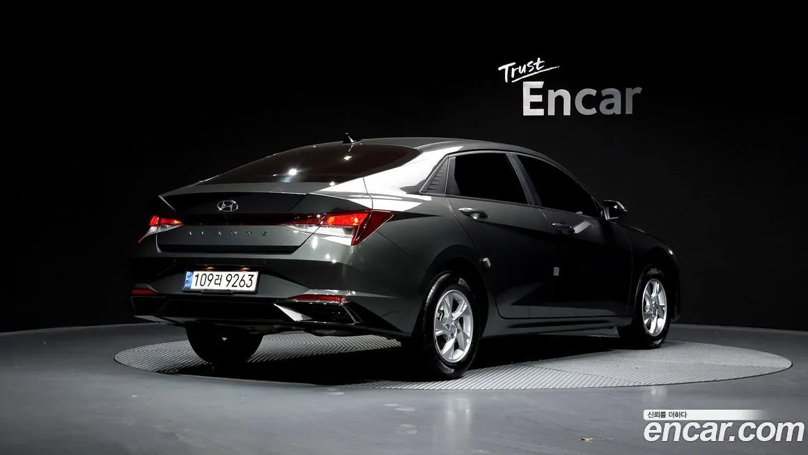 Hyundai AVANTE — фото 2
