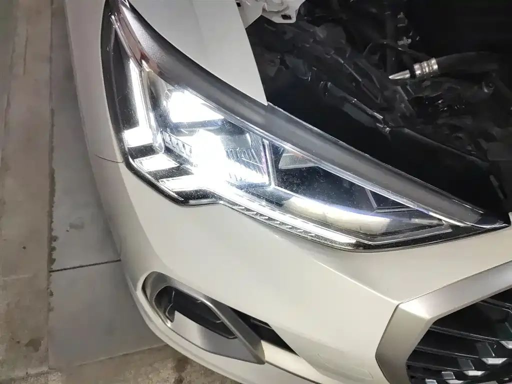 Audi Q3 2023 из CN, фото 8