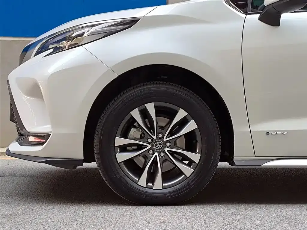 Toyota Granvia 2024 из CN, фото 6