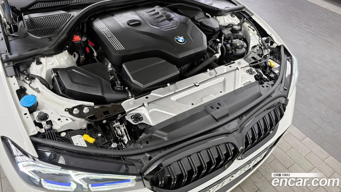BMW 3-Series 2023 из KR, фото 6
