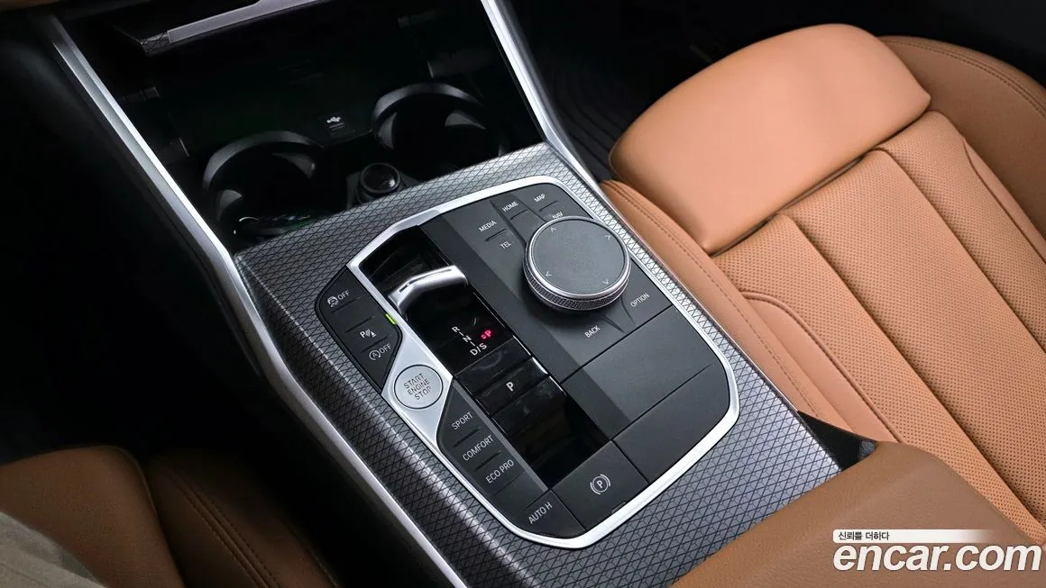 BMW 3-Series 2023 из KR, фото 9