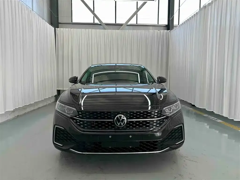 Volkswagen Passat — фото 3