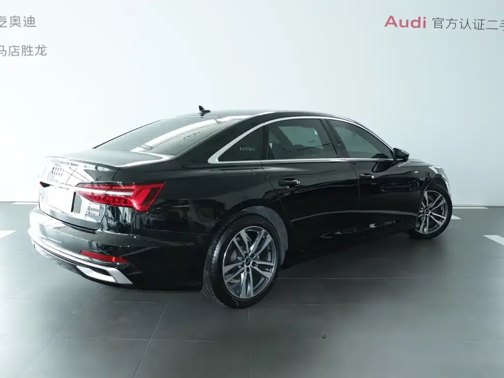 Audi A6L — фото 4