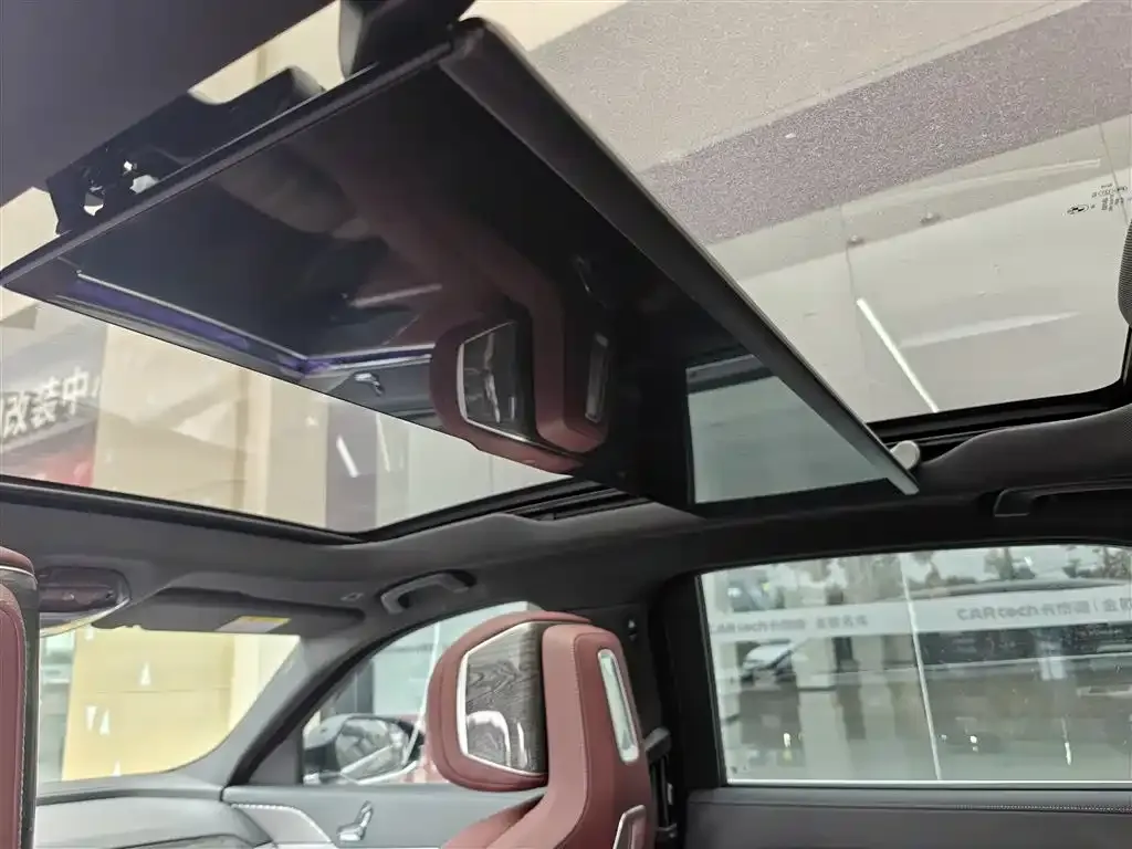 BMW 7 Series 2024 из CN, фото 4