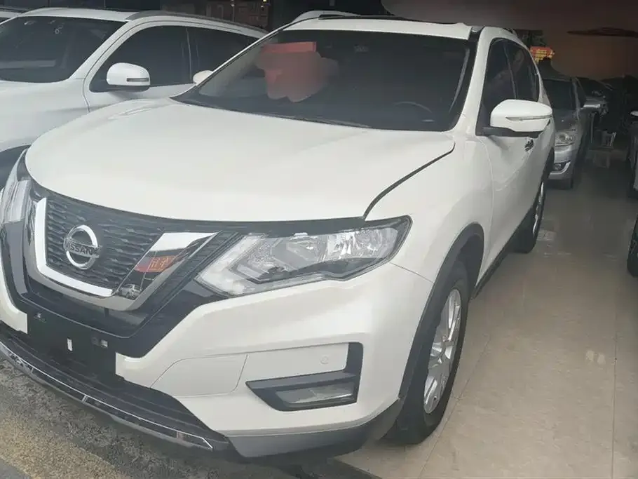 Nissan X-Trail 2021 из CN, фото 1