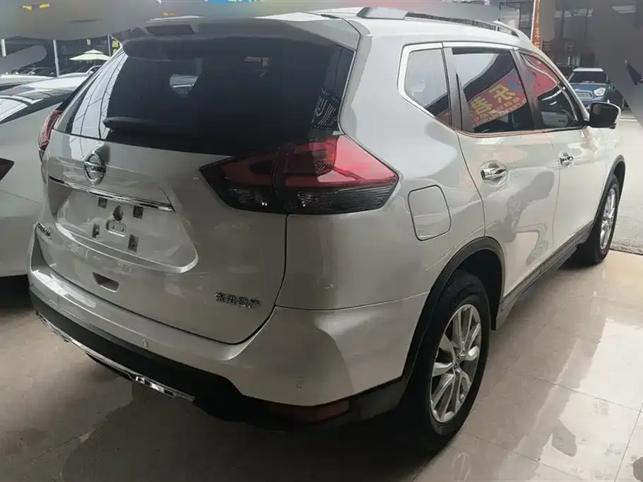 Nissan X-Trail 2021 из CN, фото 3