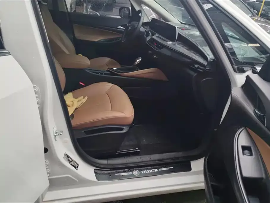 Buick GL6 2022 из CN, фото 8