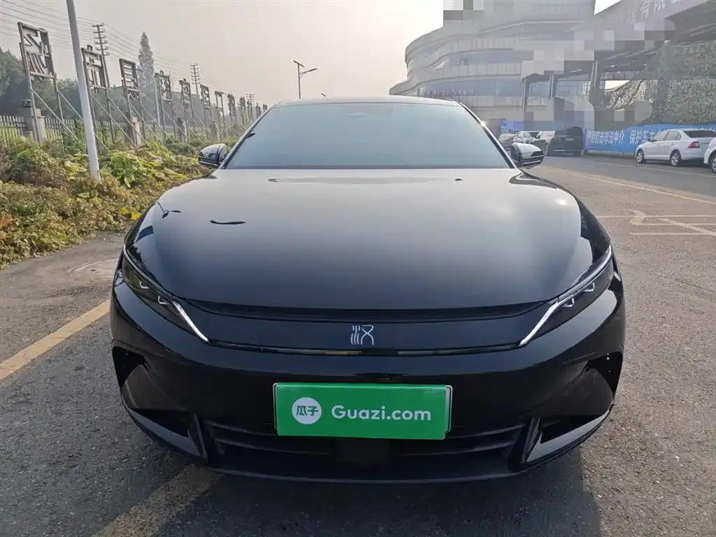 BYD Han 2025 из CN, фото 3