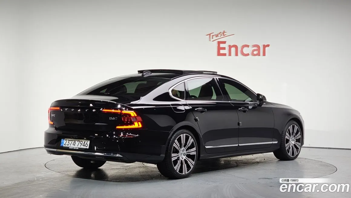 Volvo S90 — фото 2