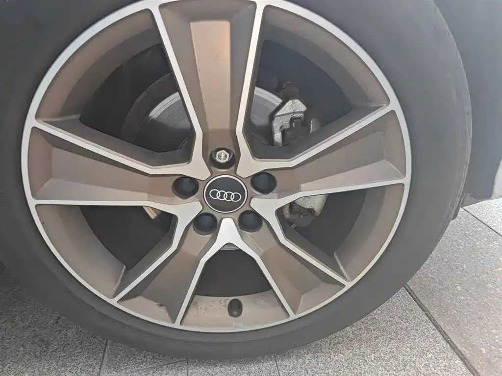 Audi Q2L 2022 из CN, фото 9