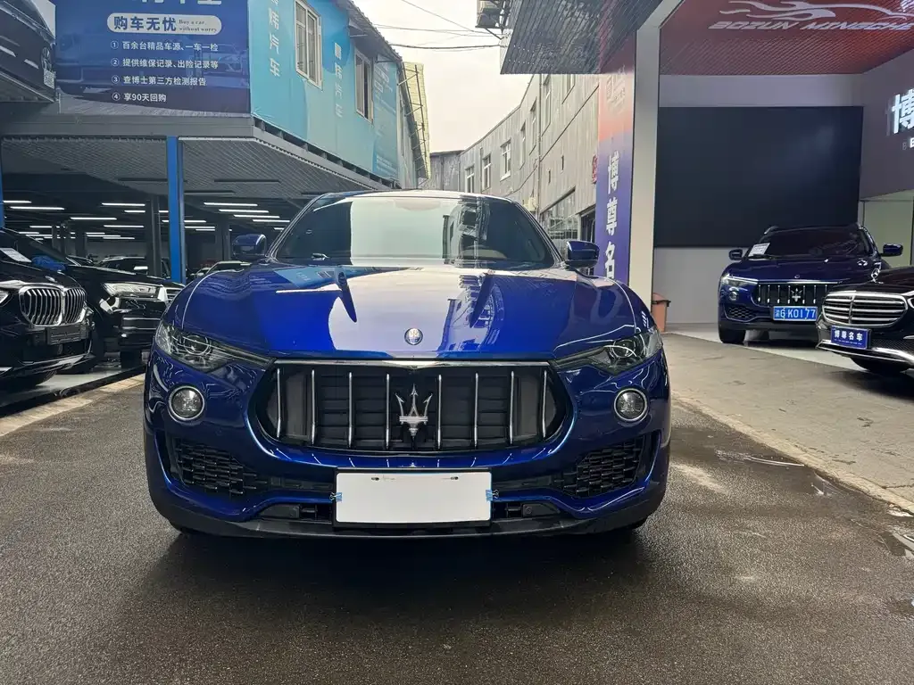 Maserati Levante — фото 2