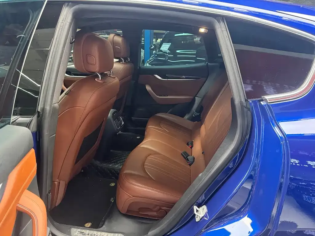 Maserati Levante — фото 9