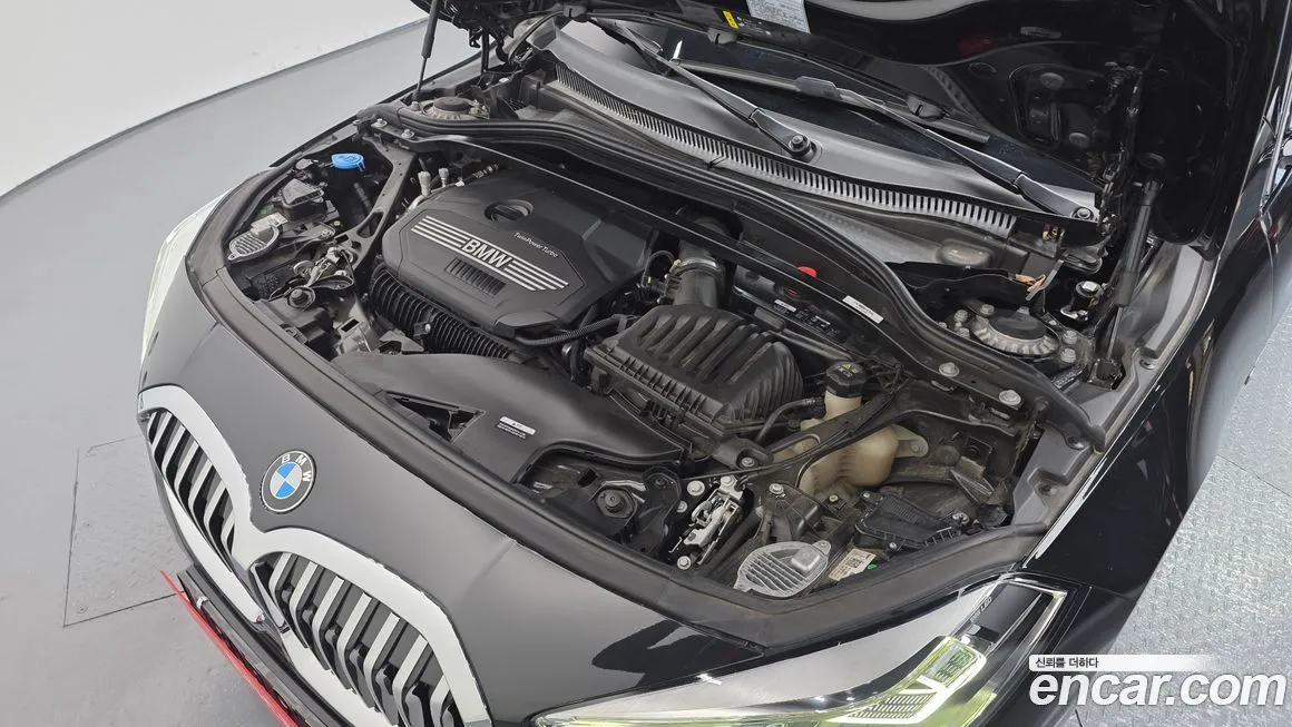 BMW 1-Series 2023 из KR, фото 6
