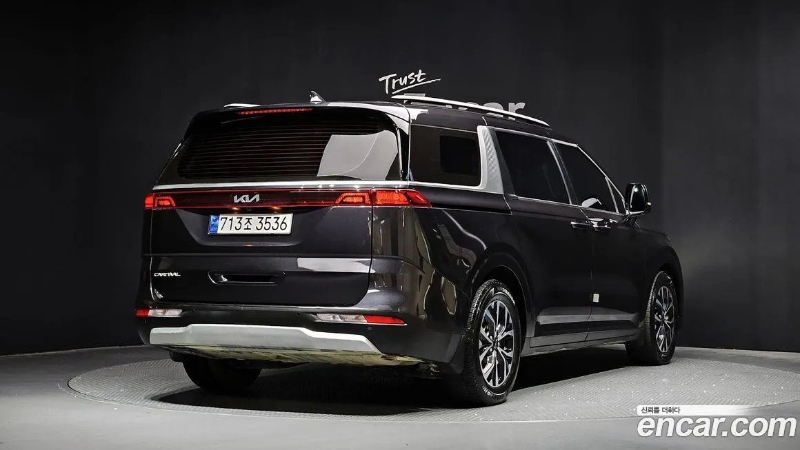 Kia Carnival — фото 2