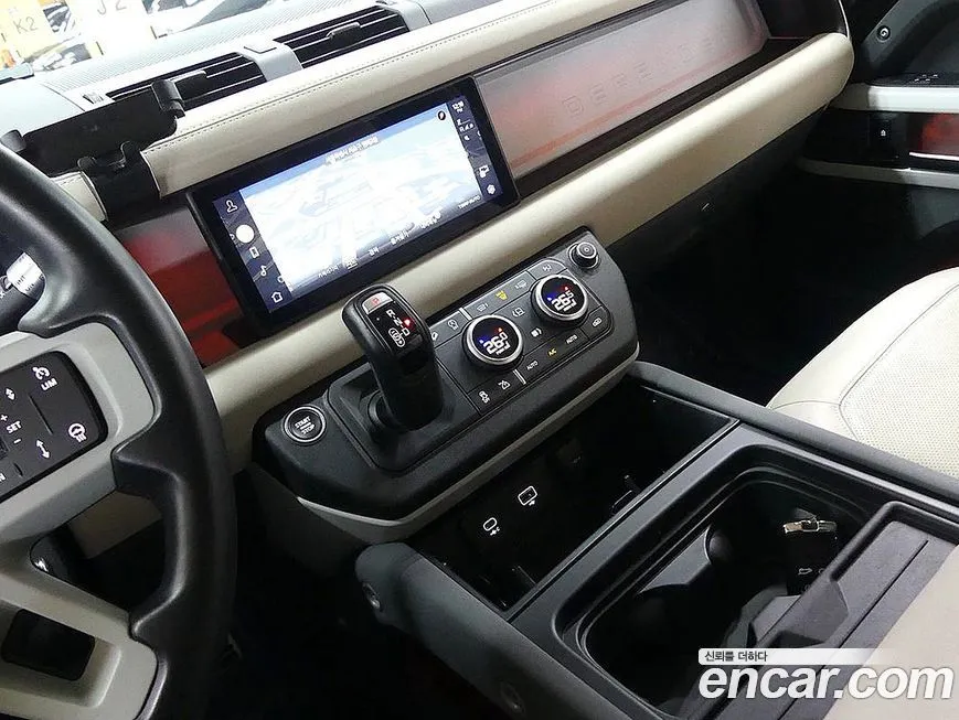 Land Rover Defender 2022 из KR, фото 10