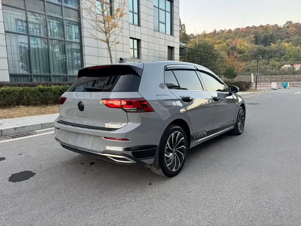 Volkswagen Golf 2022 из CN, фото 5