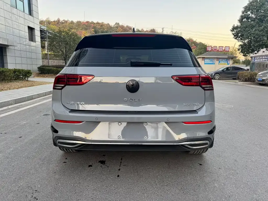 Volkswagen Golf 2022 из CN, фото 6