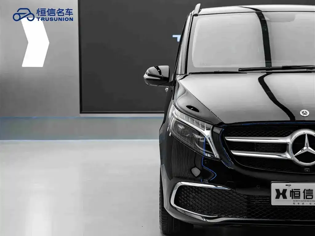 Mercedes-Benz V-Class 2024 из CN, фото 8
