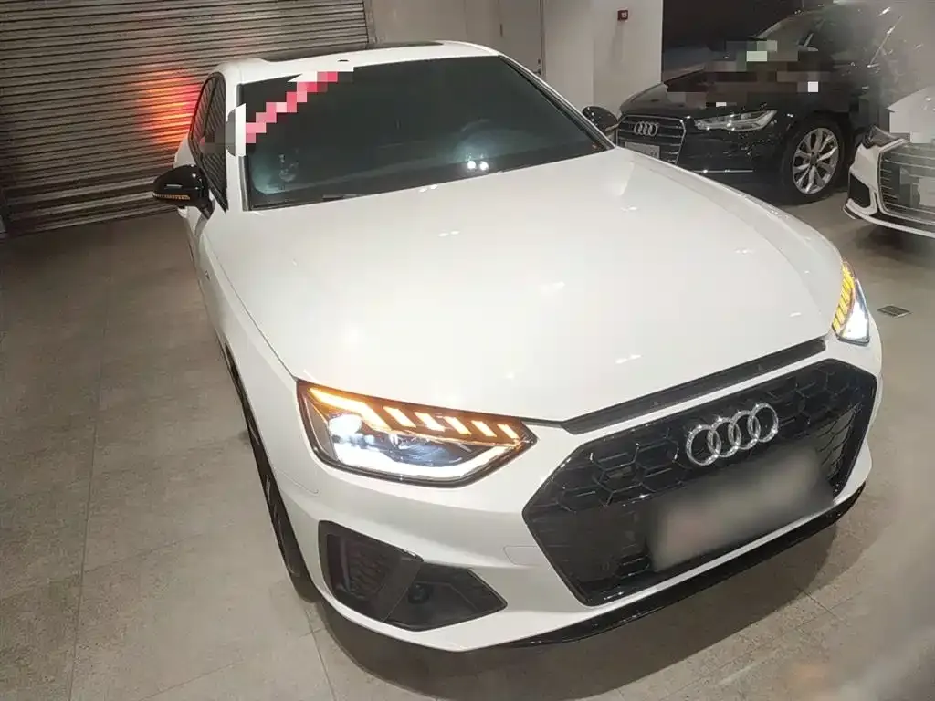 Audi A4L 2023 из CN, фото 4