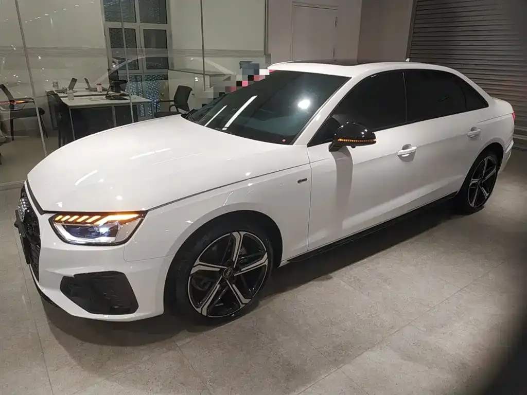 Audi A4L 2023 из CN, фото 5