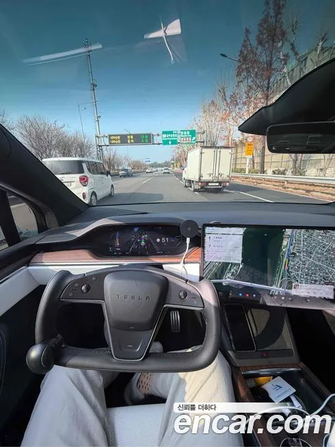 Tesla Model X 2023 из KR, фото 8