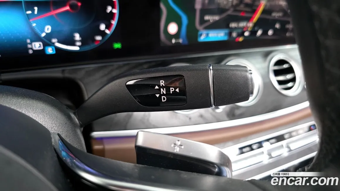 Mercedes-Benz E-Class 2023 из KR, фото 9