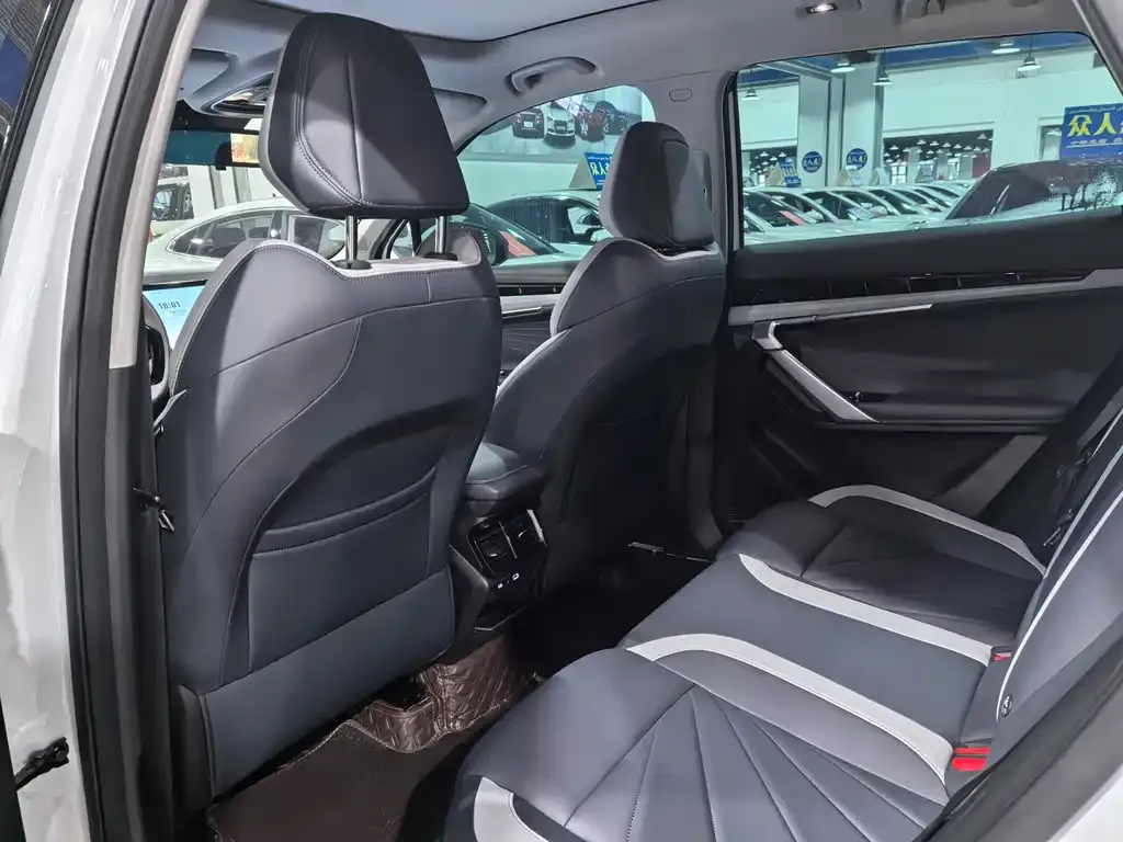 Geely Boyue L 2024 из CN, фото 8