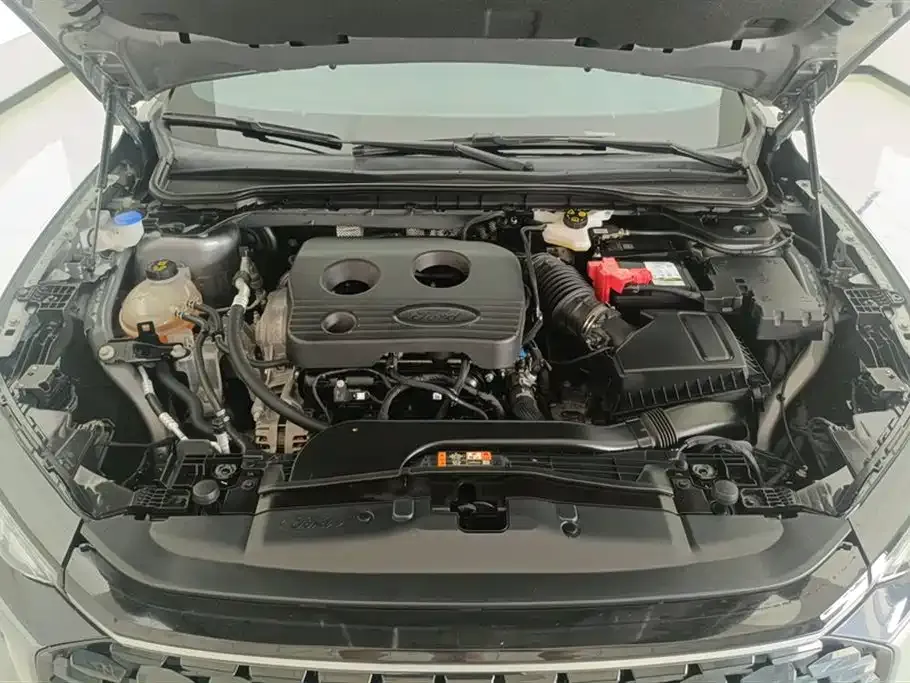 Ford Mondeo 2023 из CN, фото 10