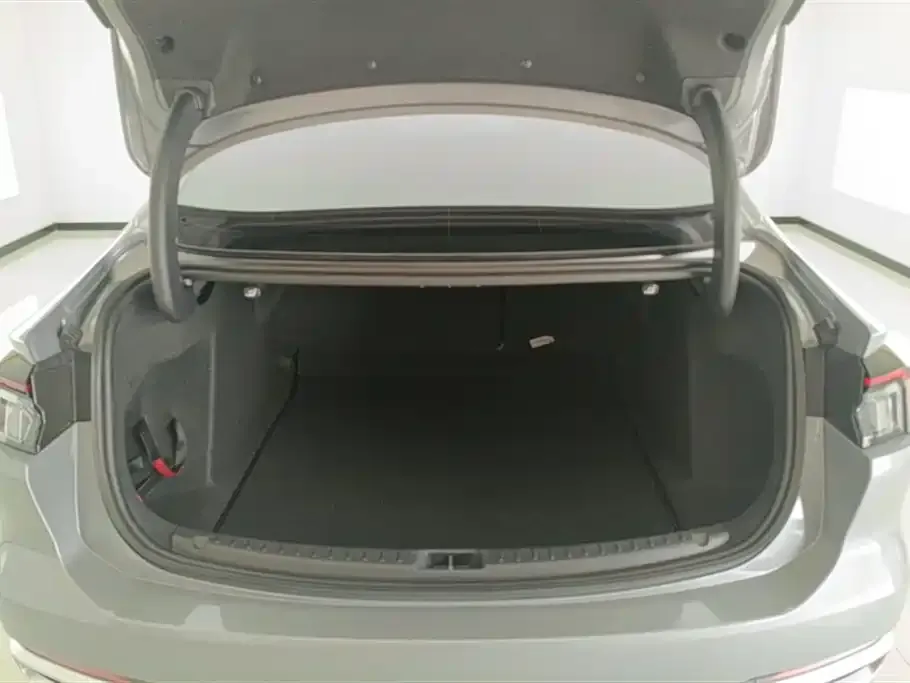 Ford Mondeo 2023 из CN, фото 4