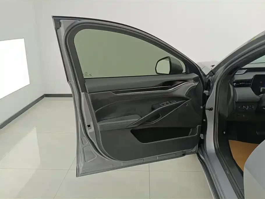 Ford Mondeo 2023 из CN, фото 7