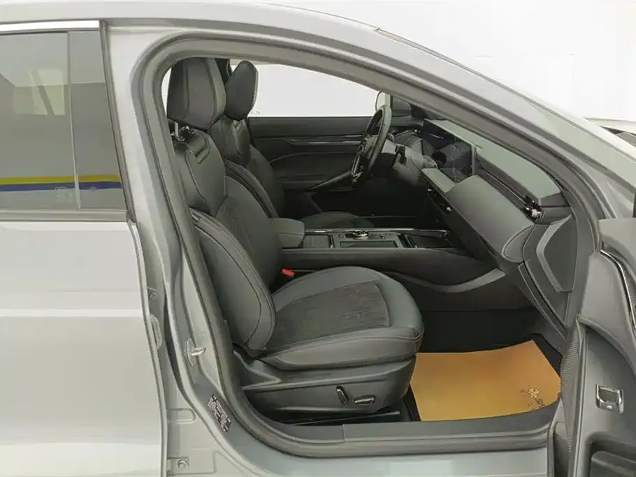 Ford Mondeo 2023 из CN, фото 8