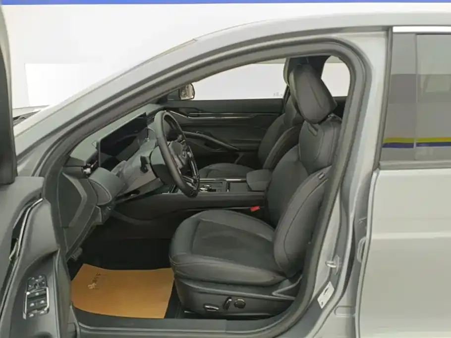 Ford Mondeo 2023 из CN, фото 9
