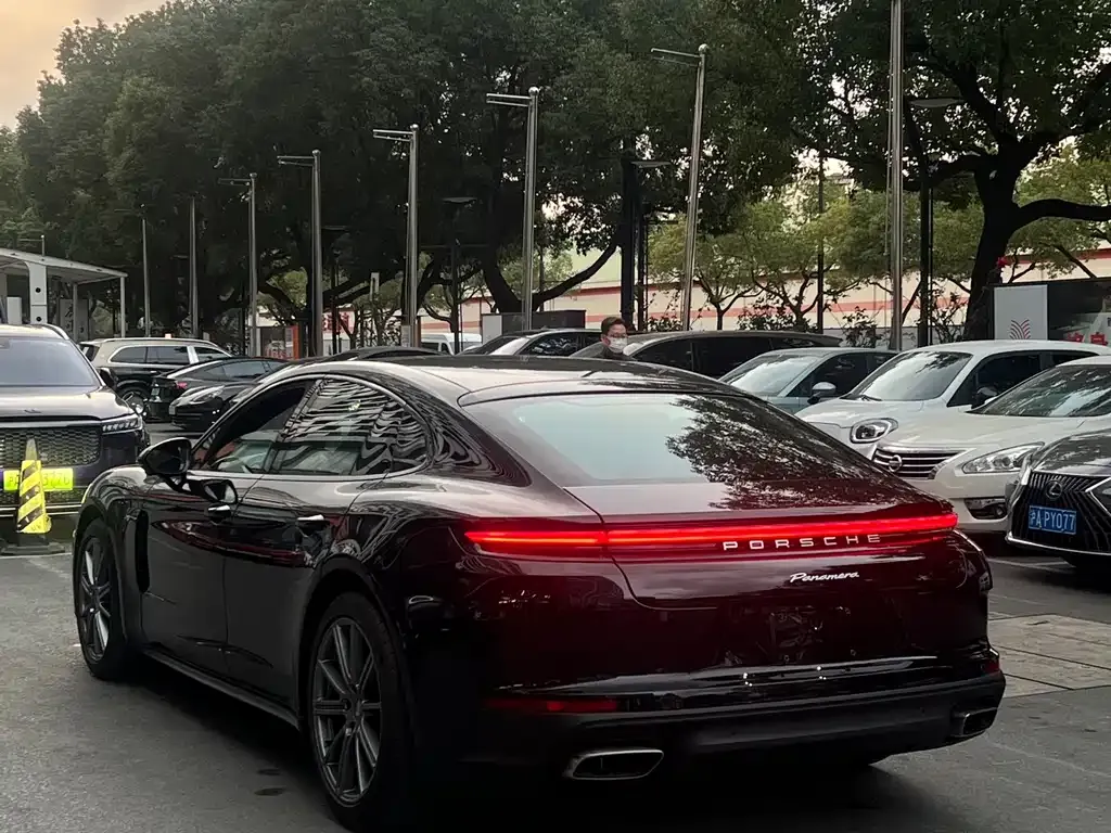 Porsche Panamera — фото 3