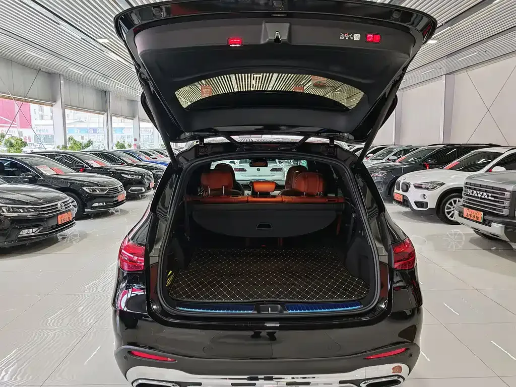 Mercedes-Benz GLC 2023 из CN, фото 7