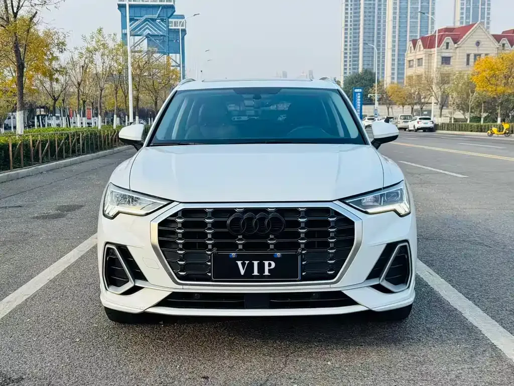 Audi Q3 — фото 2
