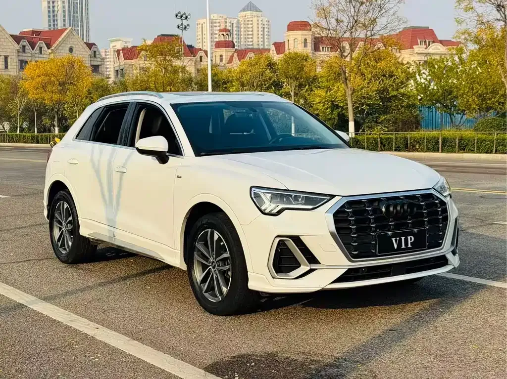 Audi Q3 — фото 3