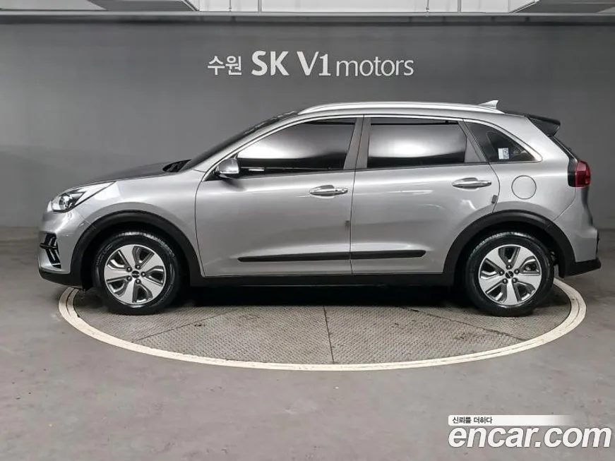 Kia Niro — фото 4